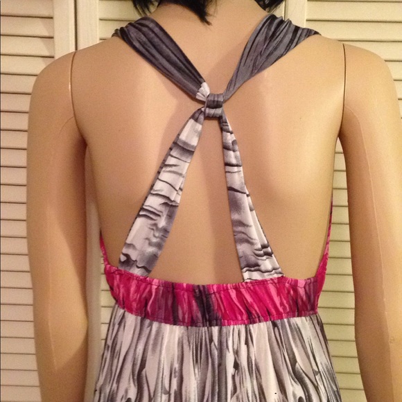 Dress - Picture 5 of 5