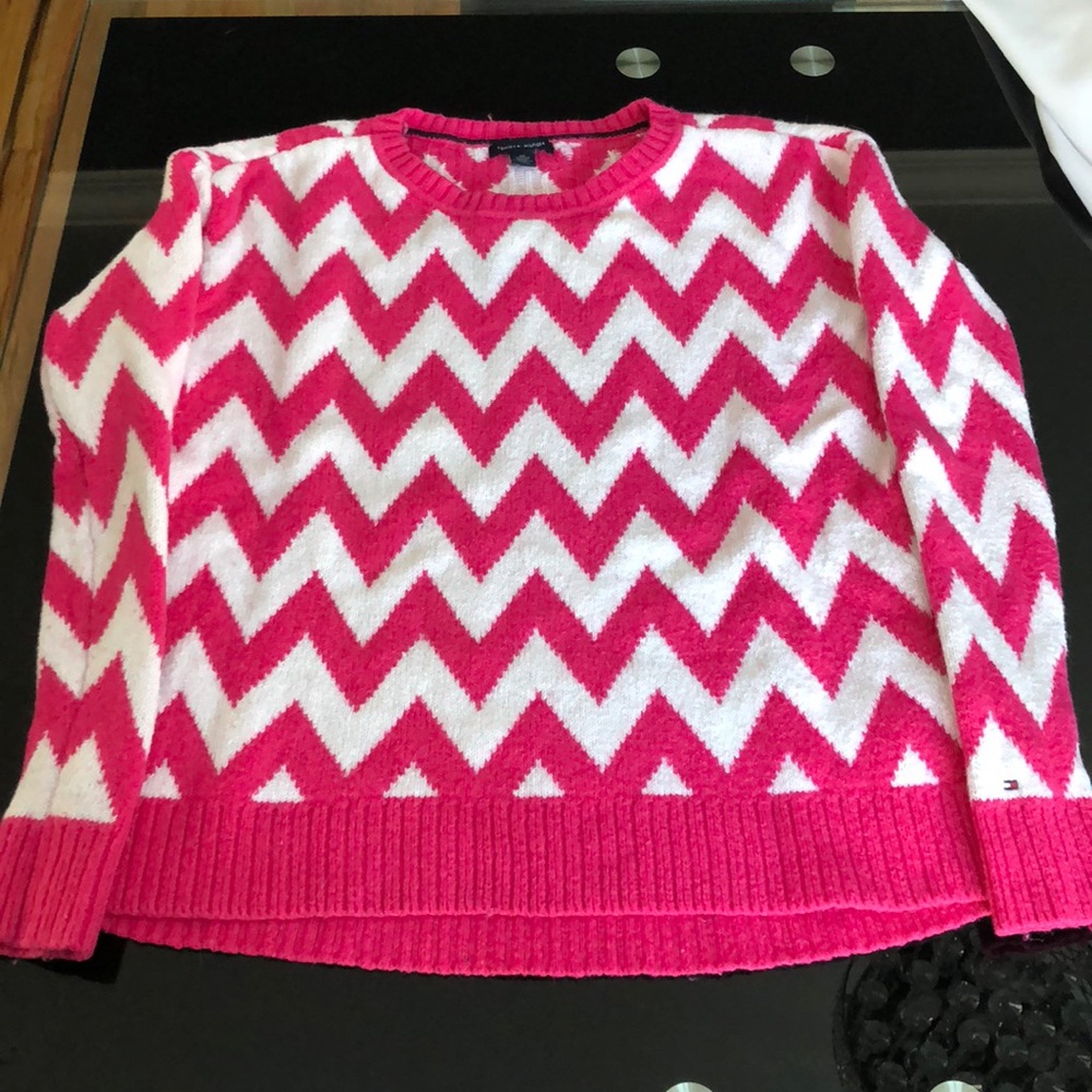 Tommy Hilfiger sweater! All about prints!