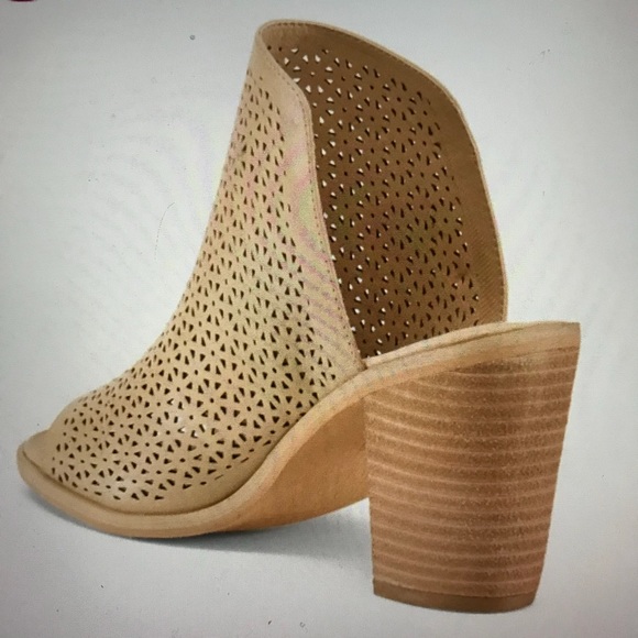 Rebels Perforated Slides With Block Heel - Picture 2 of 8