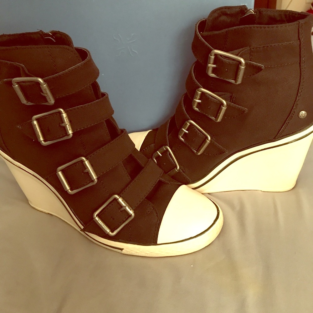 Vera Wang wedge sneakers