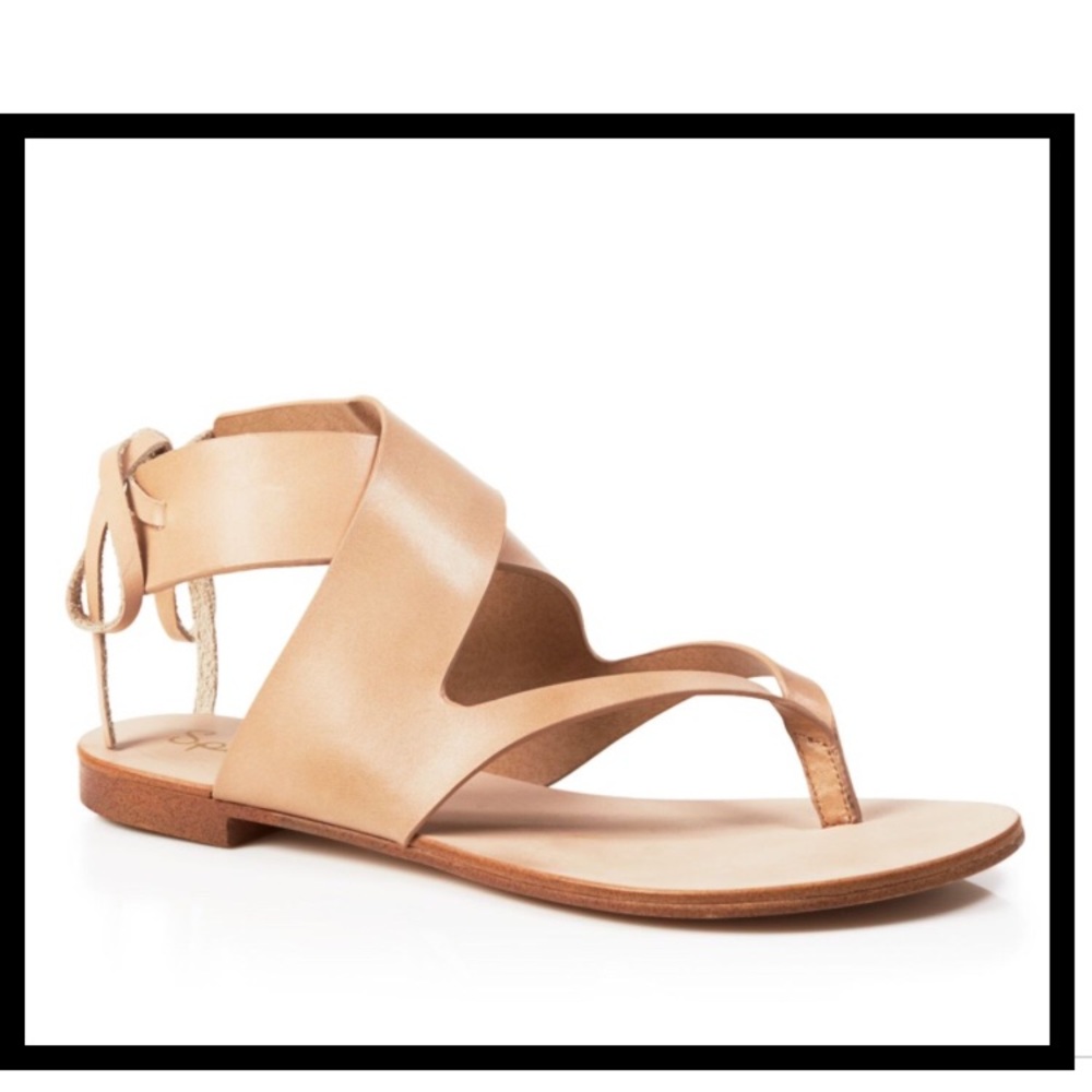 Splendid flat leather sandal tan wrap size 6