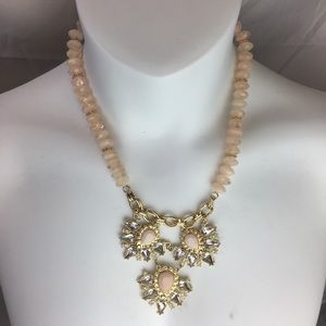 NY&Co. Pale pink necklace with Rhinestones NWOT
