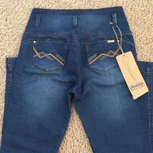 New authentic Colombian butt lifting jean!