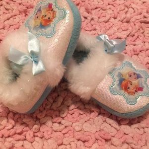 Frozen slippers