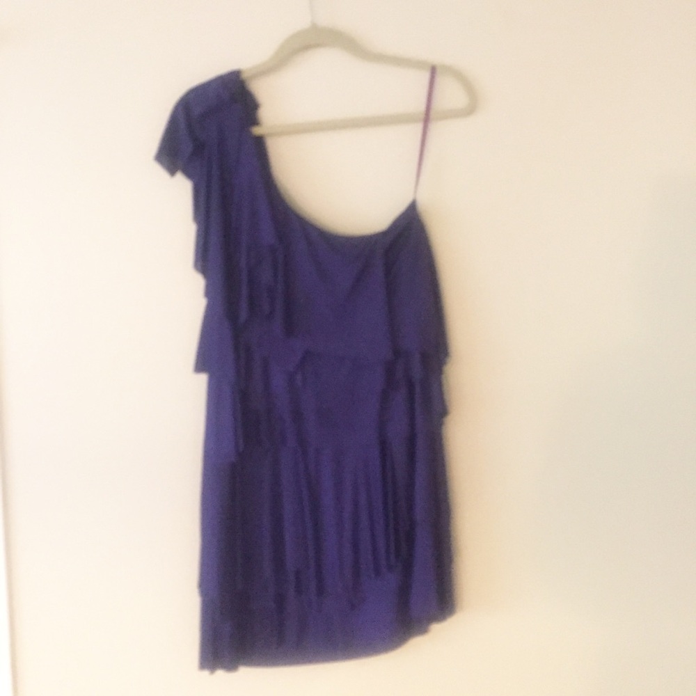 Fun, flattering cocktail/party dress - Picture 2 of 4