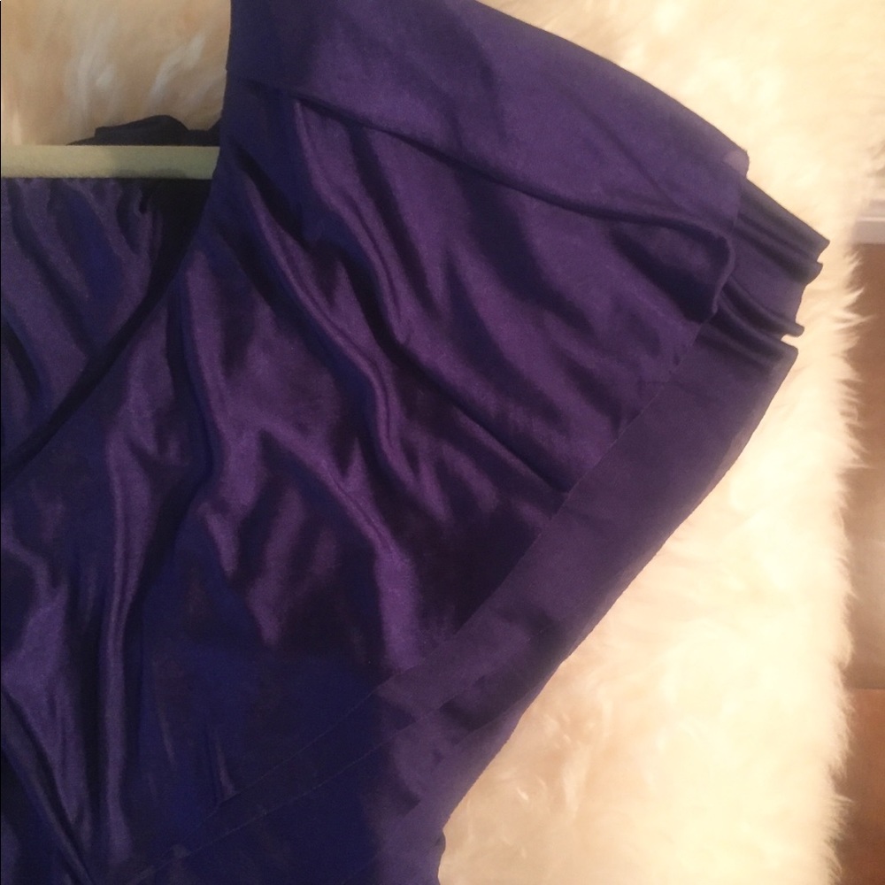 Fun, flattering cocktail/party dress - Picture 3 of 4