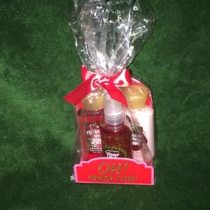 Bath & Body Winter Candy Apple Set