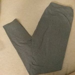TC Heathered Gray Lularoe Leggings