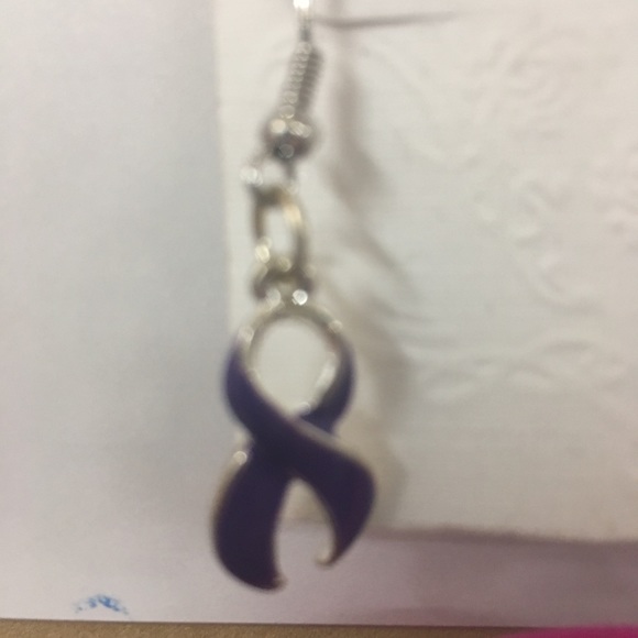 Jessica Simpson Fibro Ribbon Earrings - Picture 2 of 2
