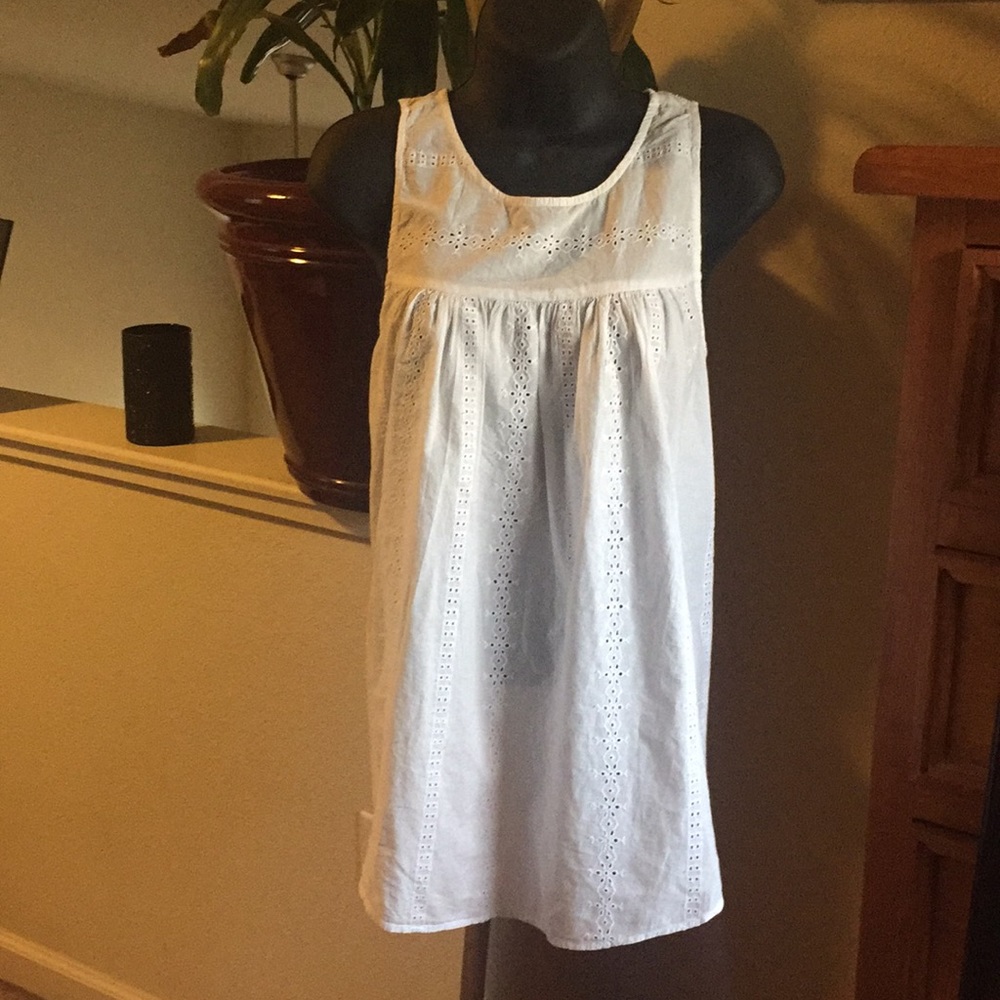 White Eyelet sleeveless shirt
