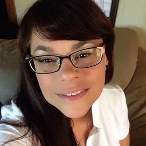 Meet your Posher, Eva