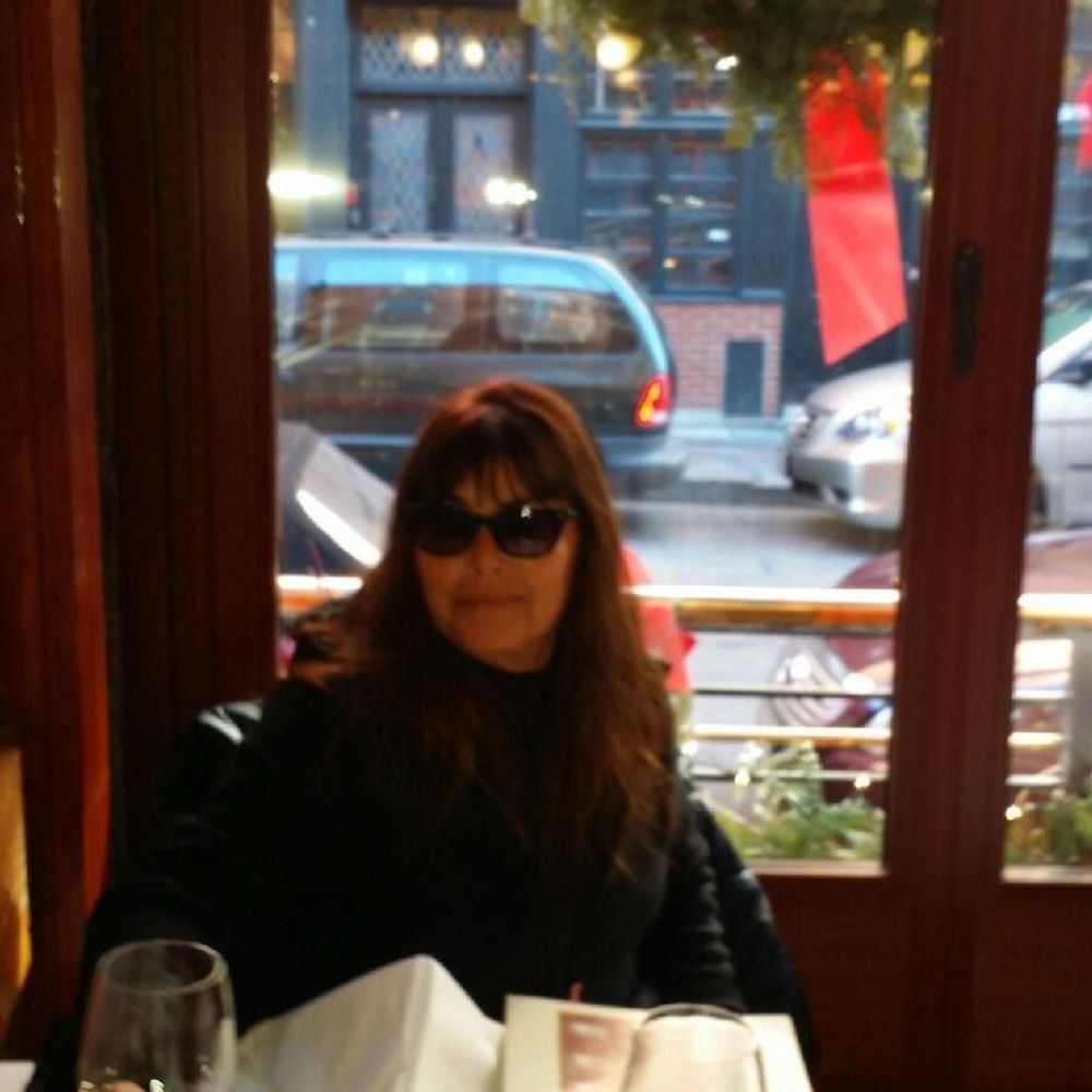 Meet your Posher, Debbie