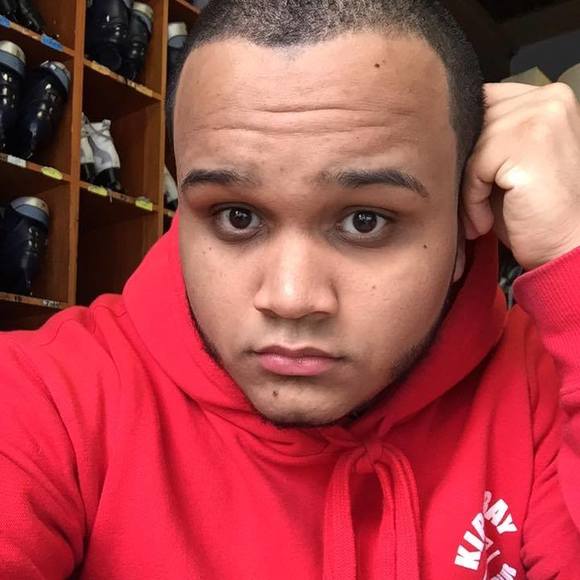 Meet your Posher, Luis - Picture 1 of 1
