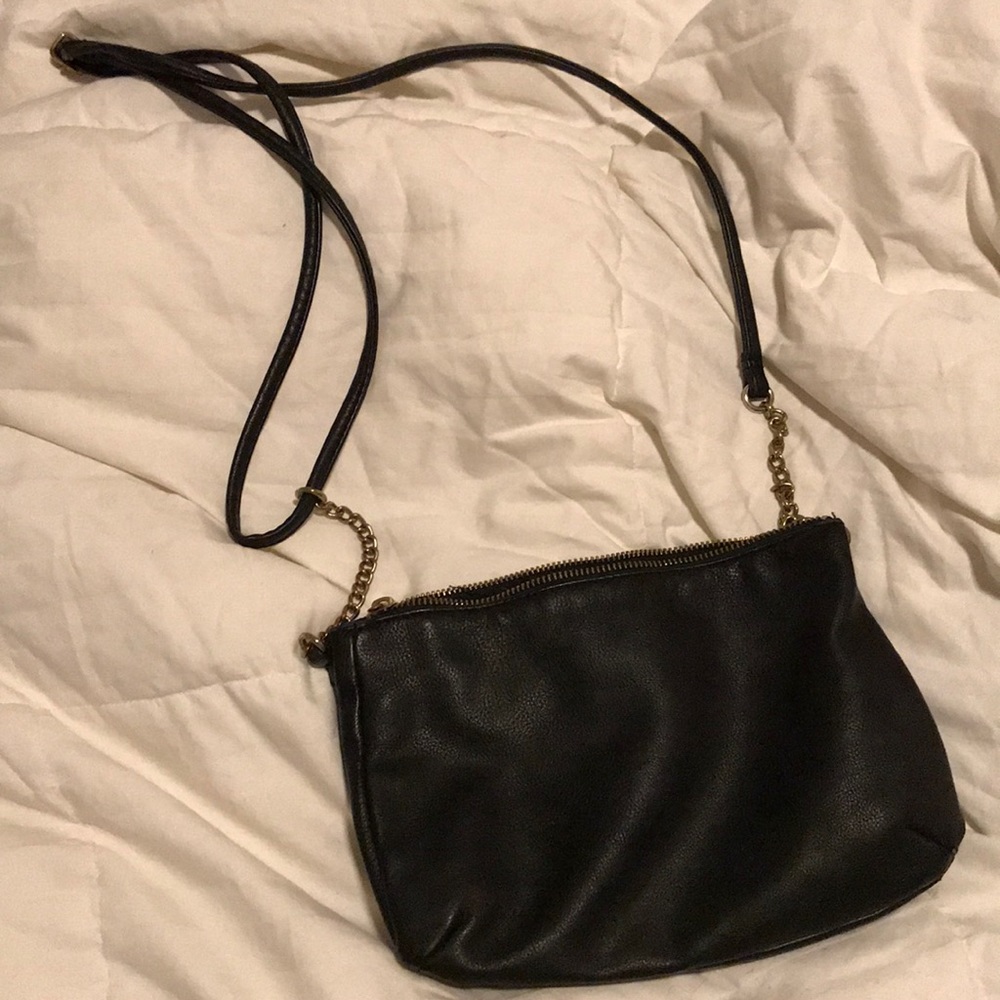 H&M soft leather crossbody bag $20