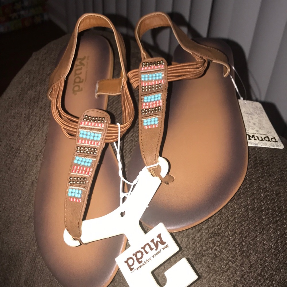 Mudd sandals
