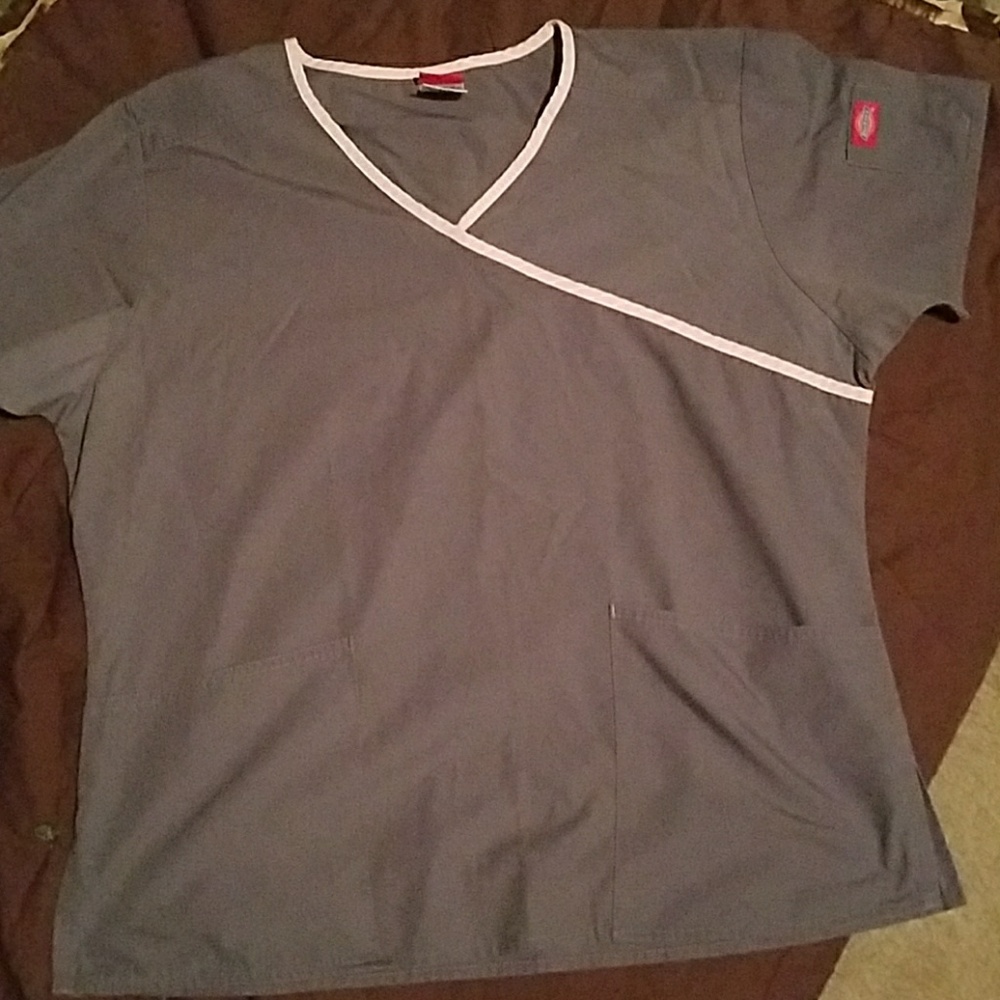 SCRUBS SHIRT
