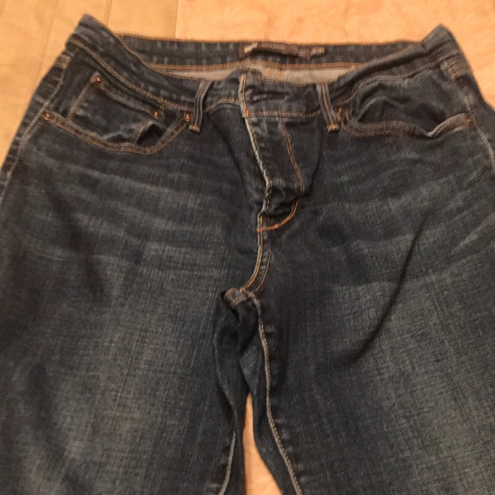 Levi’s straight leg jeans