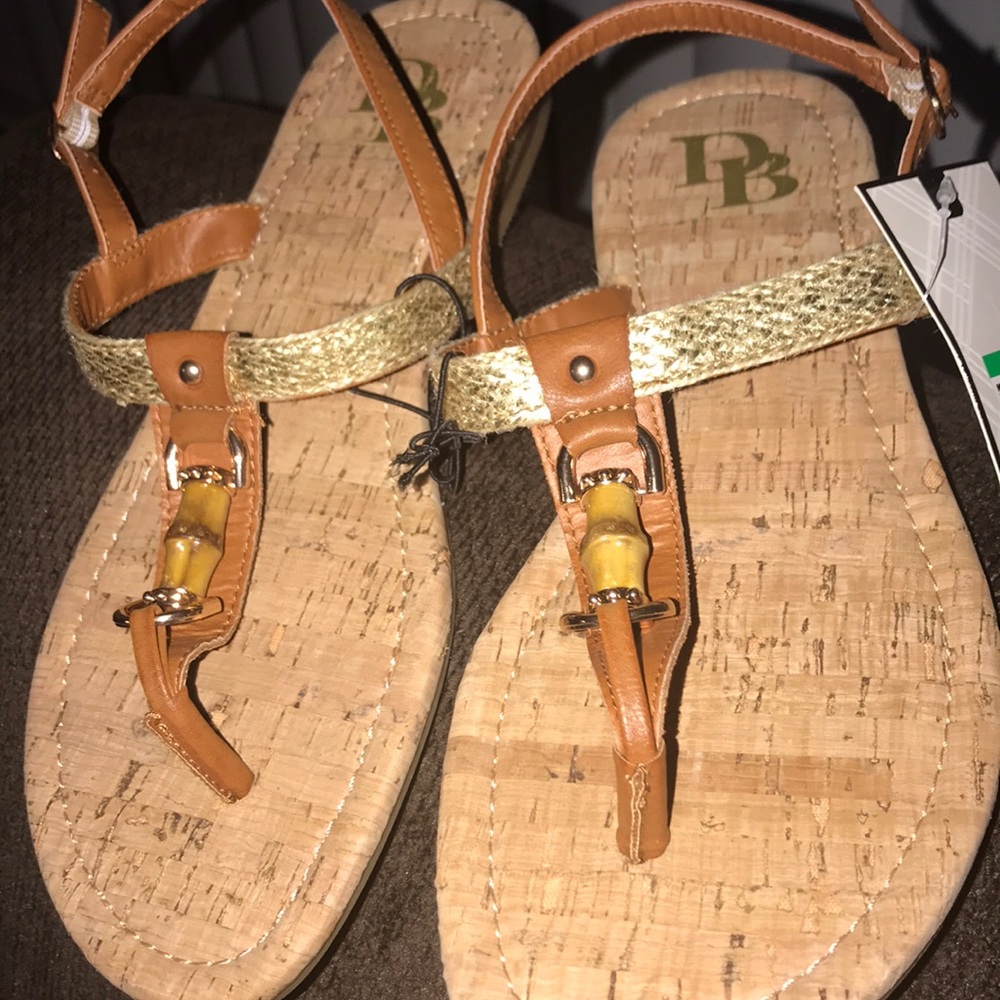 Dana Buchanan flat sandals