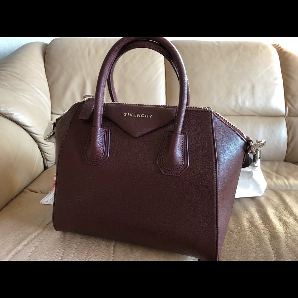 SOLD！Givenchy Antigona Burgundy small