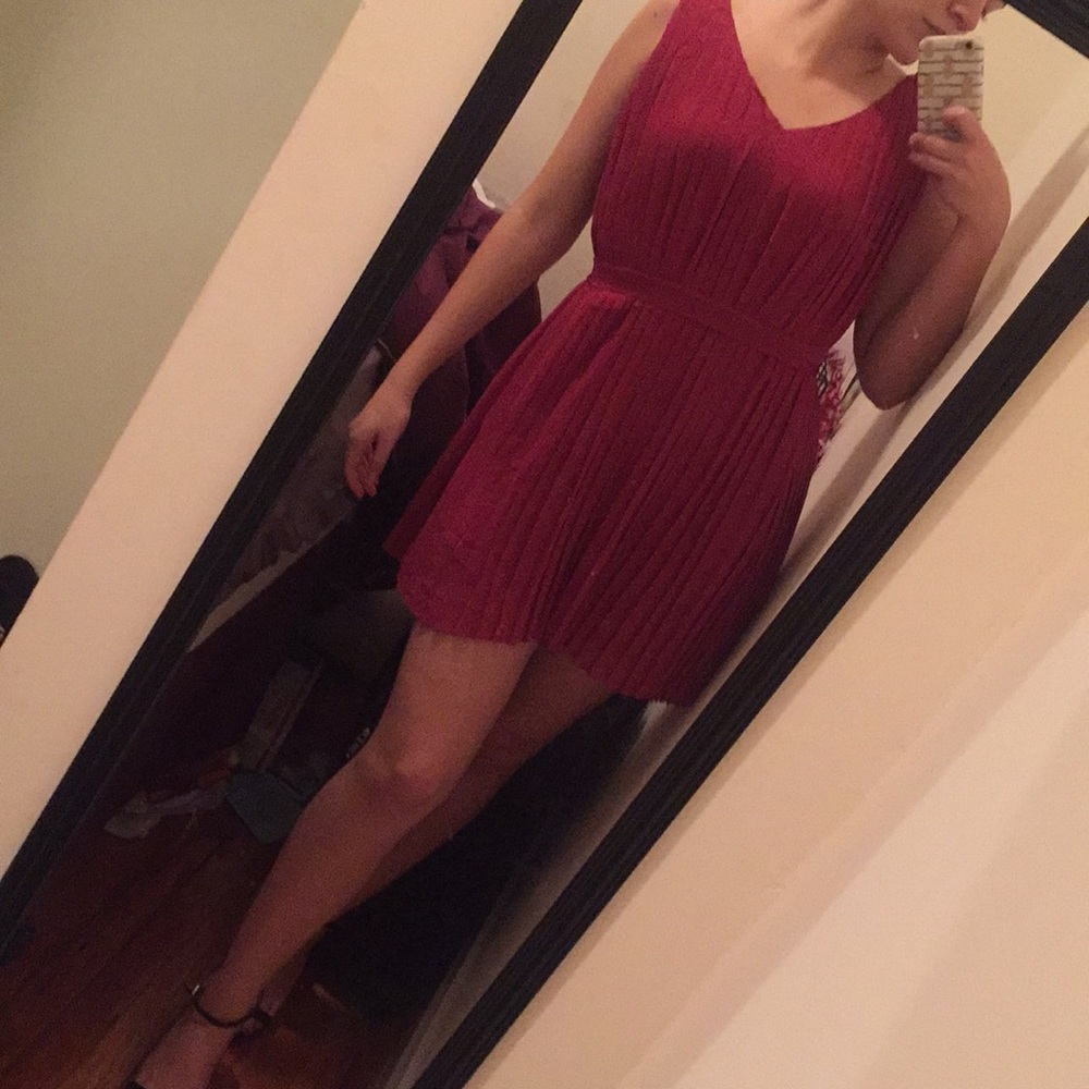 Dark pink pleated dress!