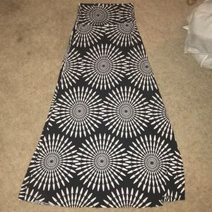 🎉3 for $25 - Boutique maxi skirt