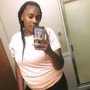 Meet your Posher, Antoinette