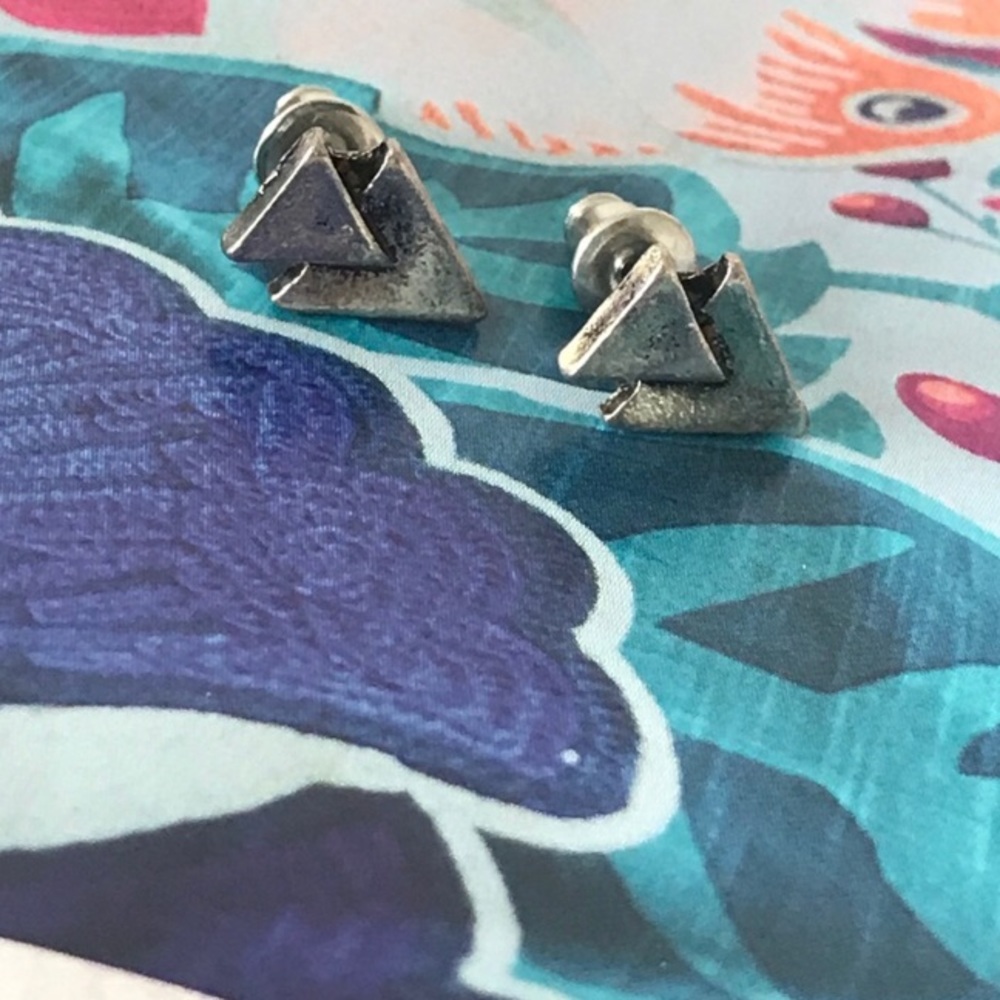 Silver Double Arrow Stud Earrings