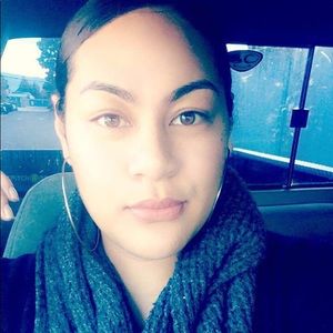 Meet your Posher, Milika