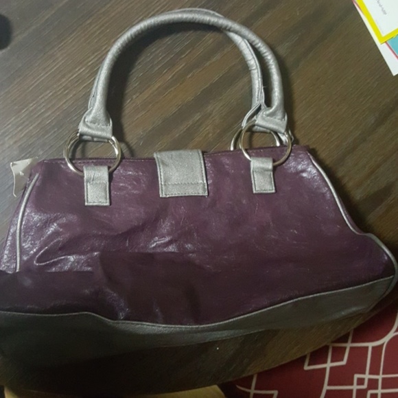 Purse - Picture 2 of 3