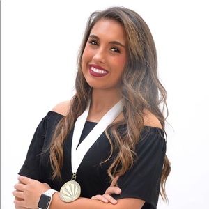 Meet your Posher, Madison