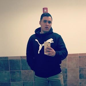 Meet your Posher, Luis