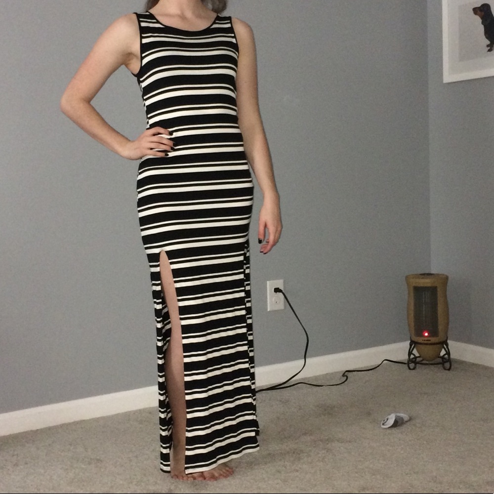 BRAND NEW Jella Couture Maxi Dress