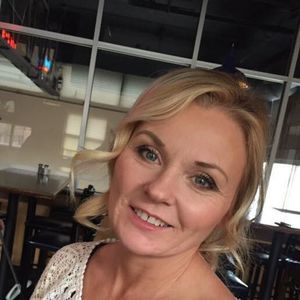 Meet your Posher, Carole