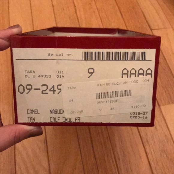 Ferragamo Flats - Picture 8 of 8