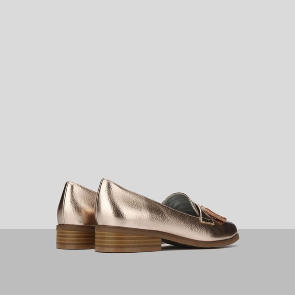 SOLD *** Kenneth Cole Metallic Loafer Rose Gold - Picture 3 of 4