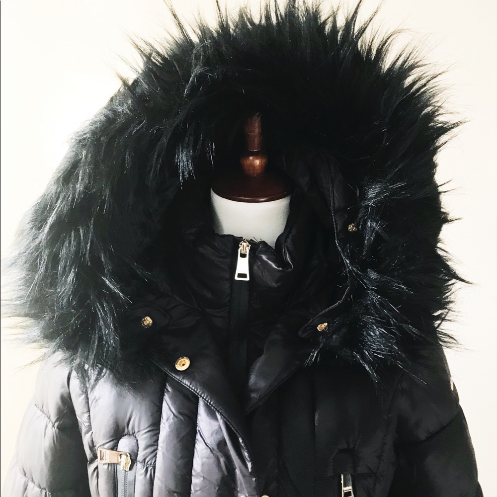 Last one Sz S 🌹Bebe black puffer jacket - Picture 2 of 6