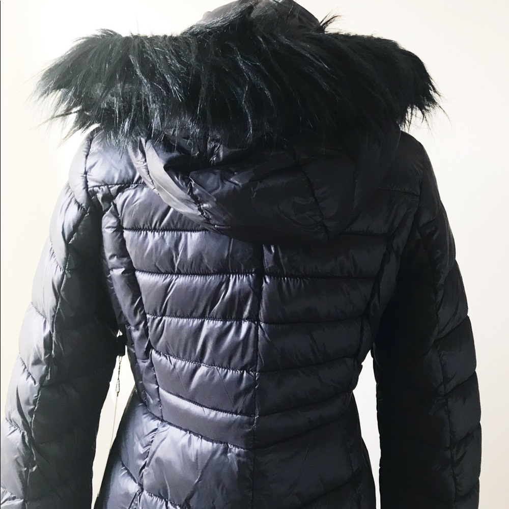 Last one Sz S 🌹Bebe black puffer jacket - Picture 5 of 6