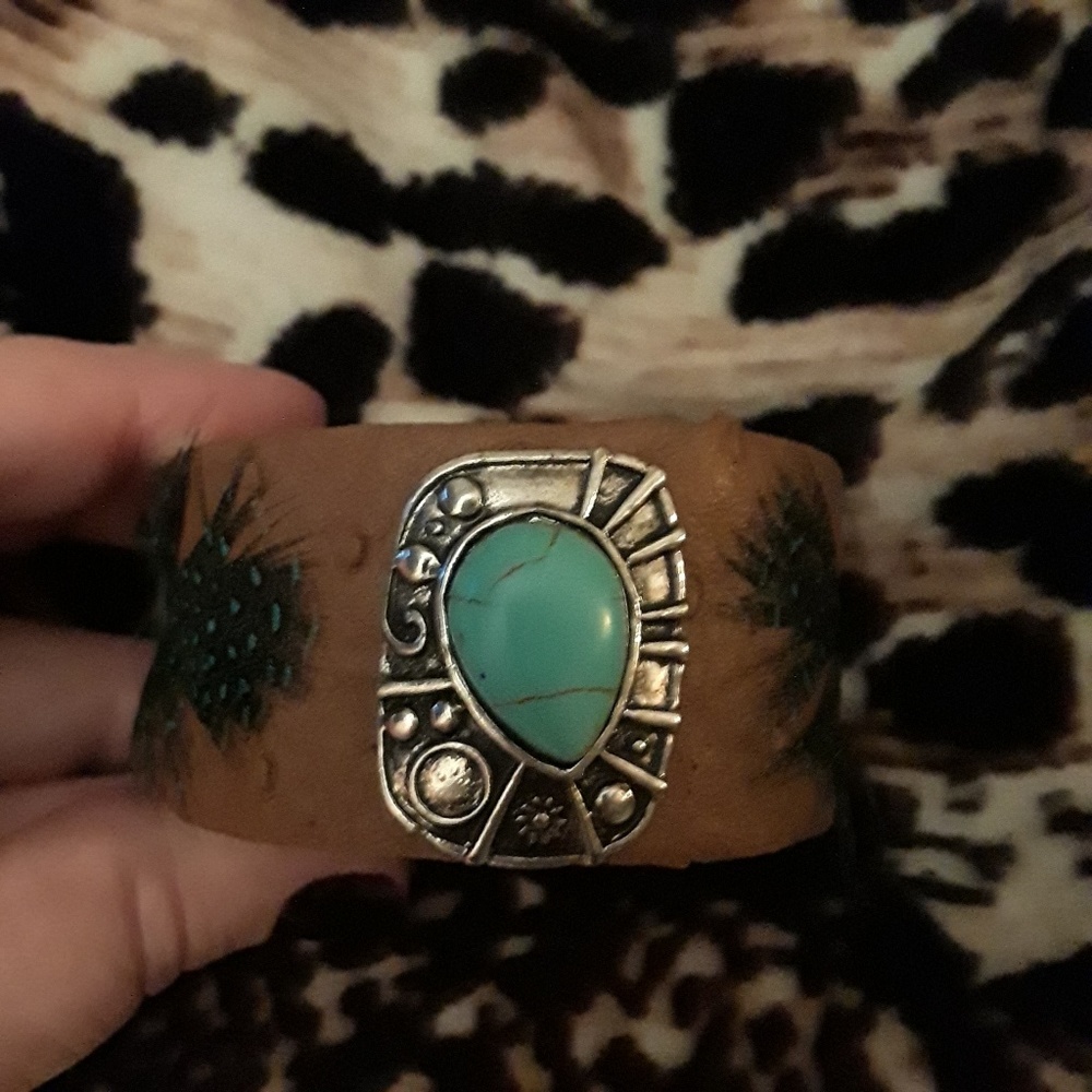 Brown cuff turquoise silver