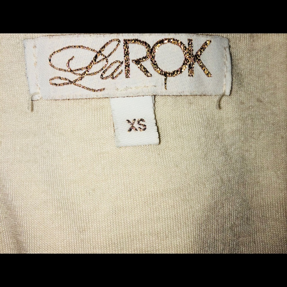 ❤️LaRok Ivory Sleeveless Deep VNeck Top Sz XS - Picture 8 of 8