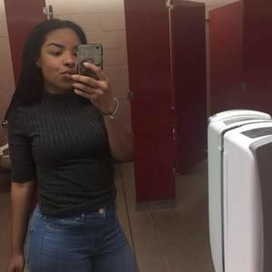 Meet your Posher, Kenyatta