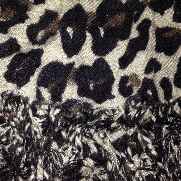 Pashmina shawls / scarves - Picture 2 of 3