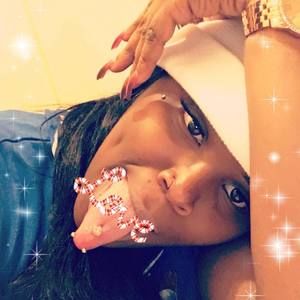 Meet your Posher, Sharl'ana