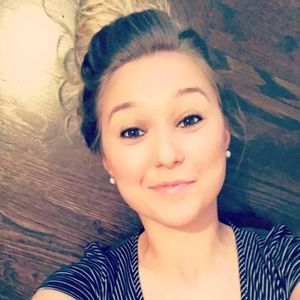 Meet your Posher, Alma