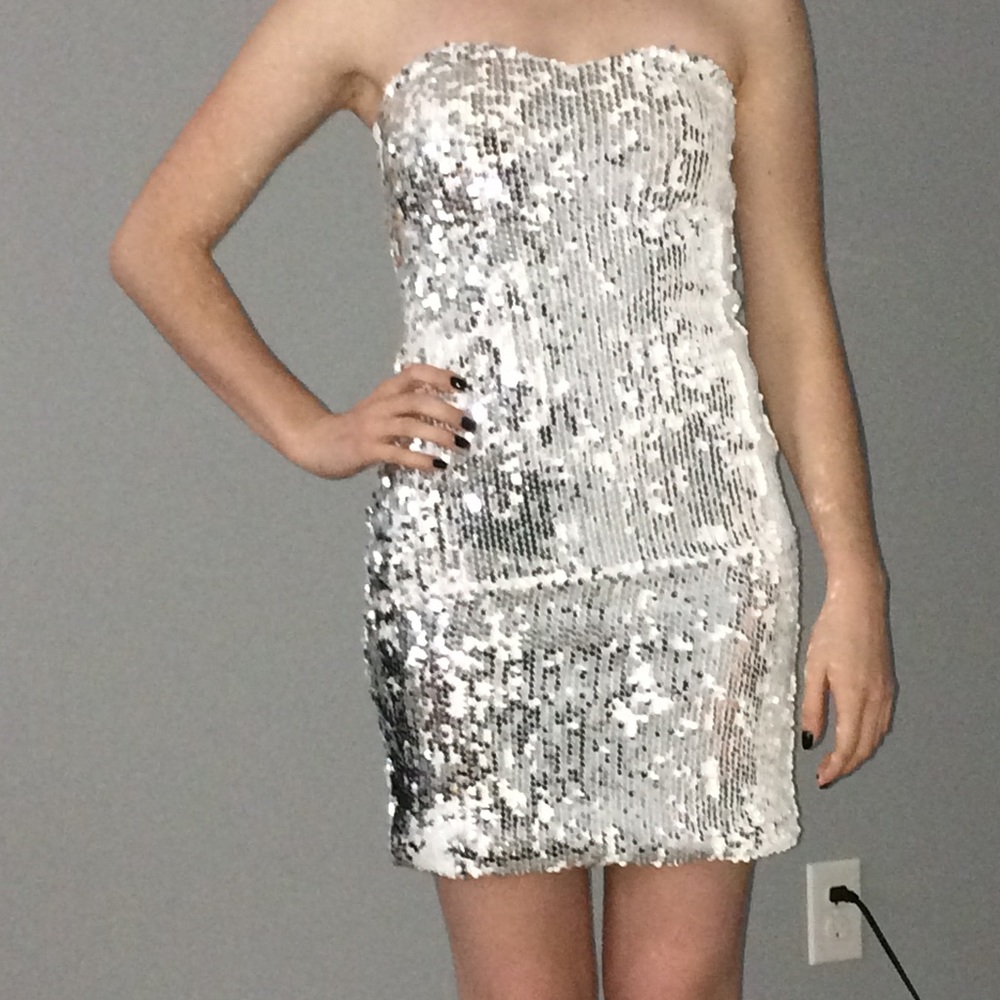 BRAND NEW Lily Rose Homecoming Dress