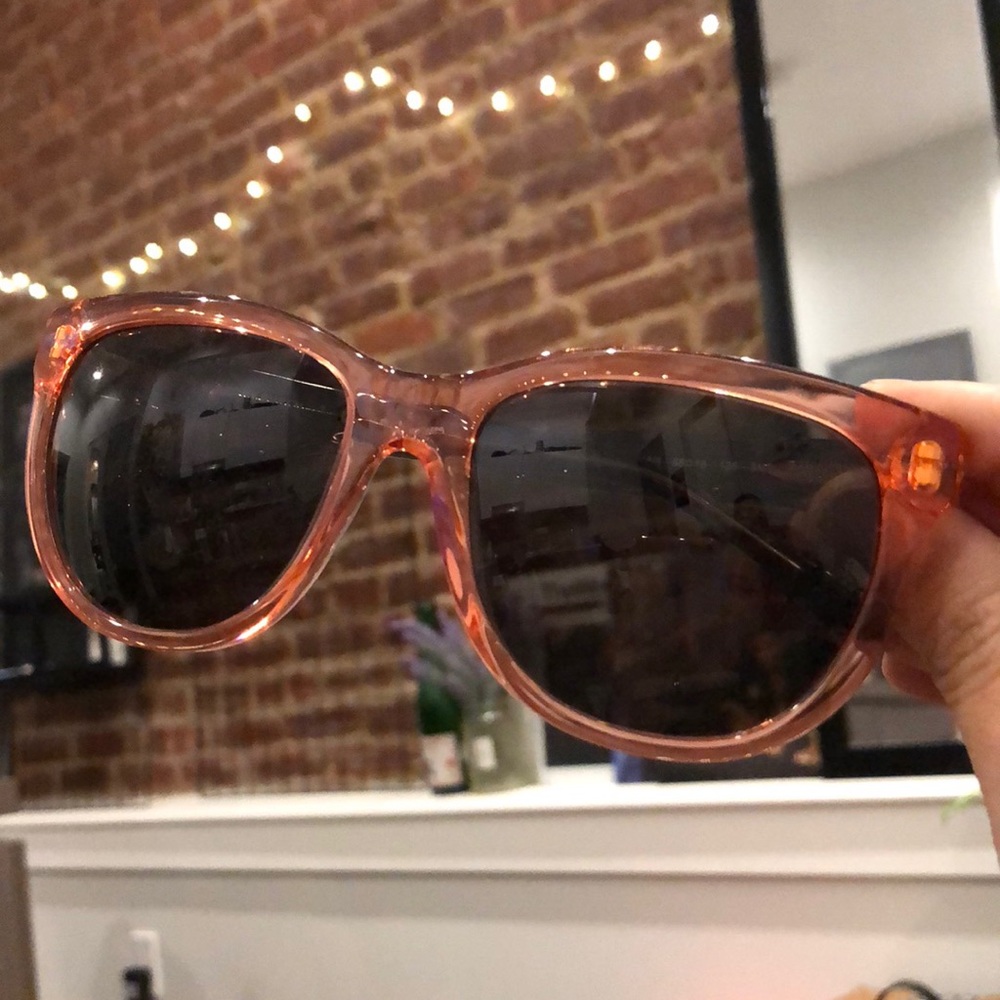 Tory Burch sunglasses - Picture 2 of 4