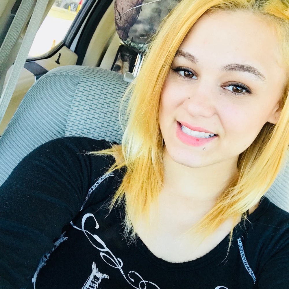 Meet your Posher, Kimberly