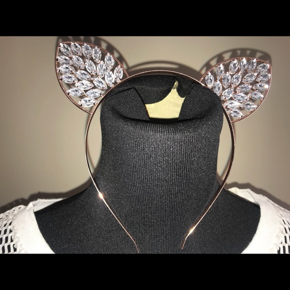 Mesh top and studded Rabbit ears - Picture 3 of 4