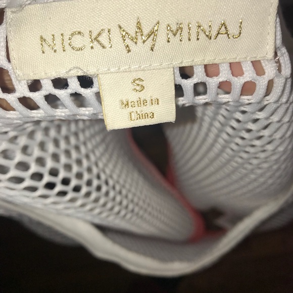 Mesh top and studded Rabbit ears - Picture 4 of 4