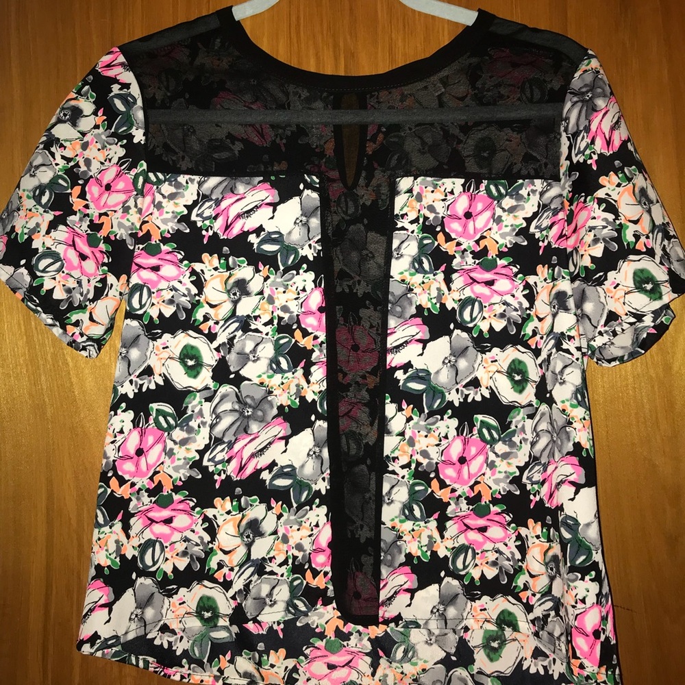 Floral top