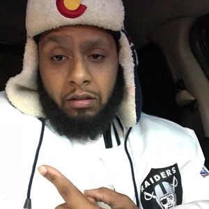 Meet your Posher, Stanley